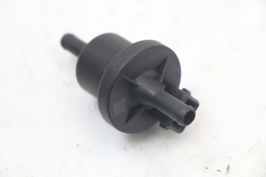 photo de RELAIS ELECTRIQUE ROYAL ENFIELD CONTINENTAL GT 650 (2019 - 2024) - Autre angle de vue