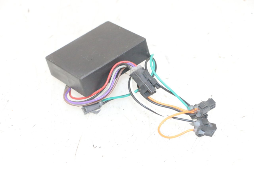 photo de RELAIS ELECTRIQUE JOYOR S10-S-Z 1 - Gros plan technique