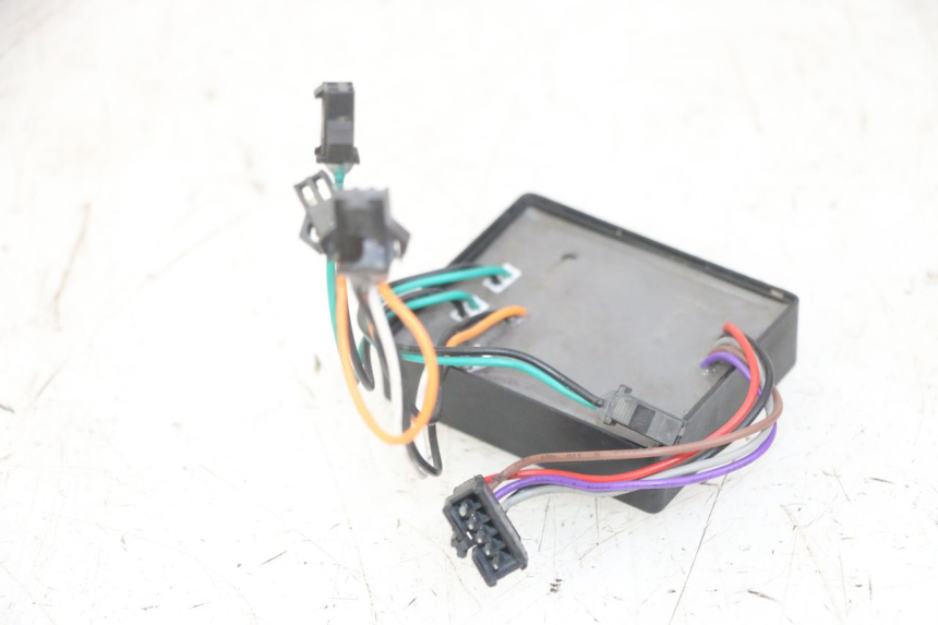 photo de RELAIS ELECTRIQUE JOYOR S10-S-Z 1 - Points de fixation