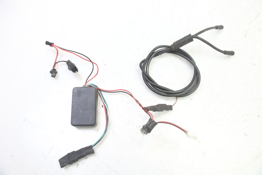 photo de RELAIS ELECTRIQUE HERO S10 1 - Points de fixation