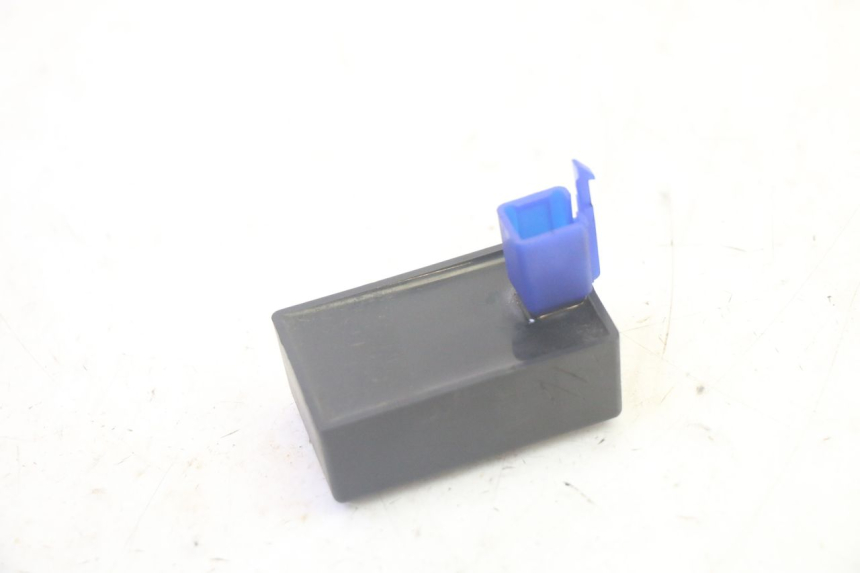 photo de RELAIS ELECTRIQUE JM MOTORS SANTANA EVO 50 (2024 - 2026) - Autre angle de vue