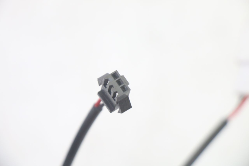 photo de RELAIS ELECTRIQUE JM MOTORS SANTANA EVO 50 (2024 - 2026) - Autre angle de vue