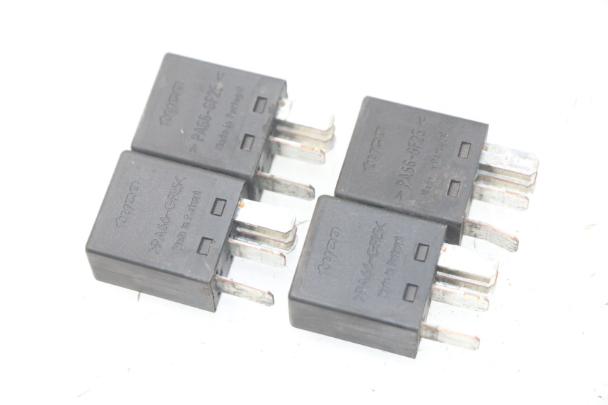 photo de RELAIS ELECTRIQUE PEUGEOT SATELIS 500 (2007 - 2013) - Détail de la pièce