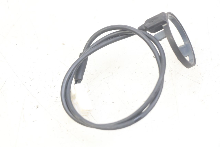 photo de RELAIS ELECTRIQUE PEUGEOT SATELIS 125 (2010 - 2012) - Autre angle de vue