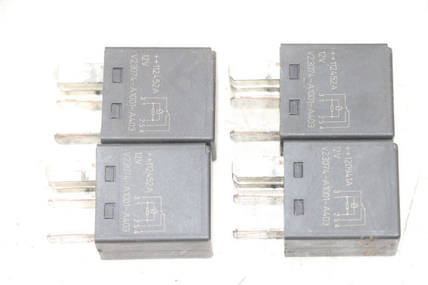 photo de RELAIS ELECTRIQUE PEUGEOT SATELIS 125 (2013 - 2018) - Détail de la pièce