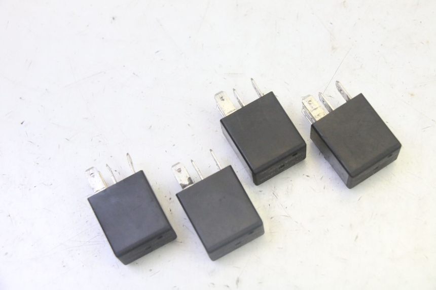 photo de RELAIS ELECTRIQUE PEUGEOT SATELIS 125 (2013 - 2018) - Détail de la pièce