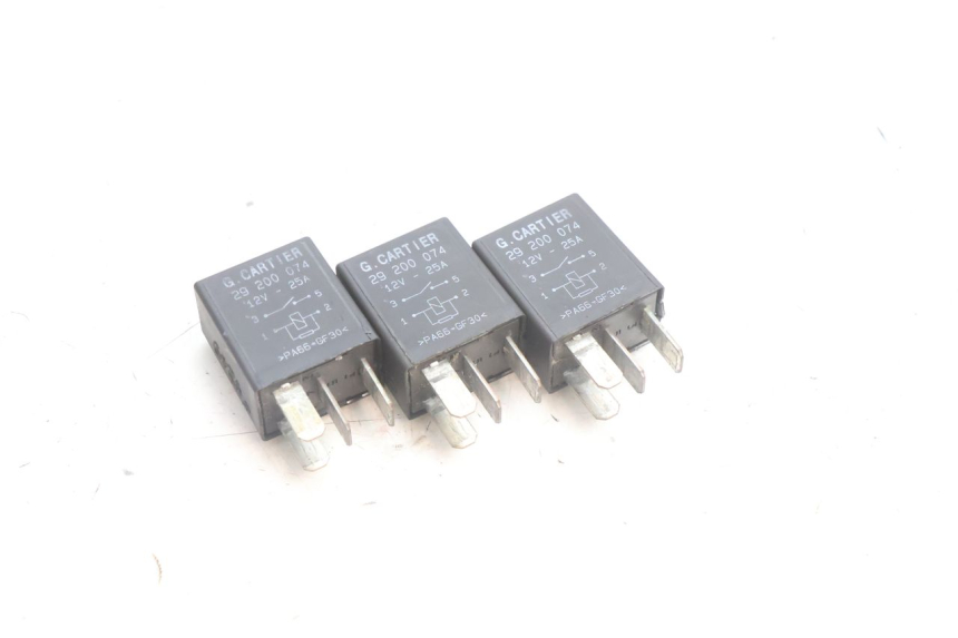 photo de RELAIS ELECTRIQUE PEUGEOT SATELIS 125 (2006 - 2009) - Vue principale