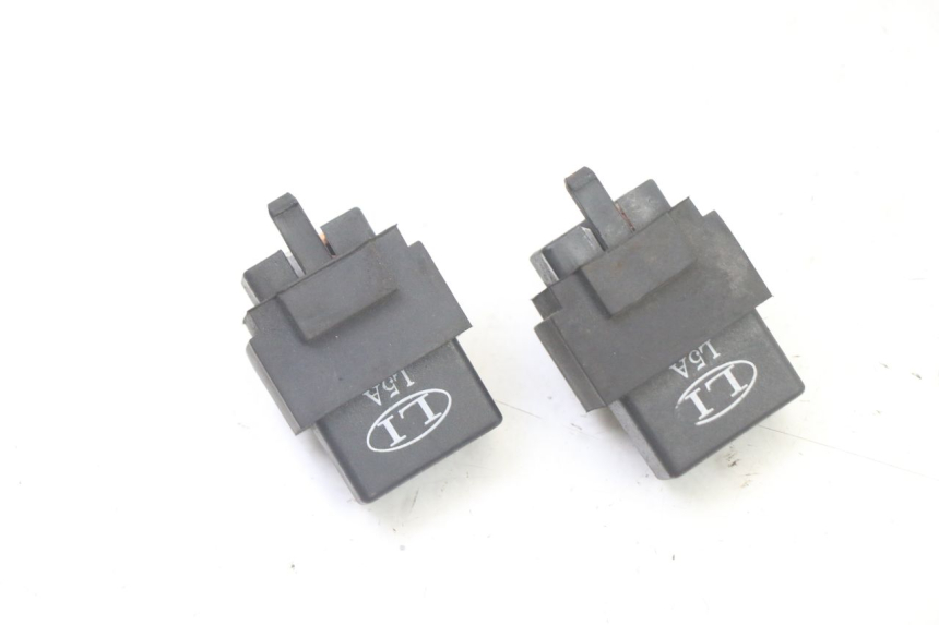 photo de RELAIS ELECTRIQUE APRILIA SCARABEO GT TOURING 125 (1999 - 2005) - Détail de la pièce