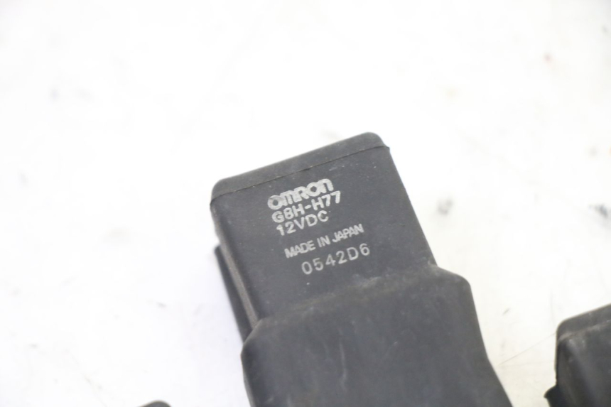 photo de RELAIS ELECTRIQUE HONDA ST PAN EUROPEAN 1300 (2002 - 2013) - Détail de la pièce