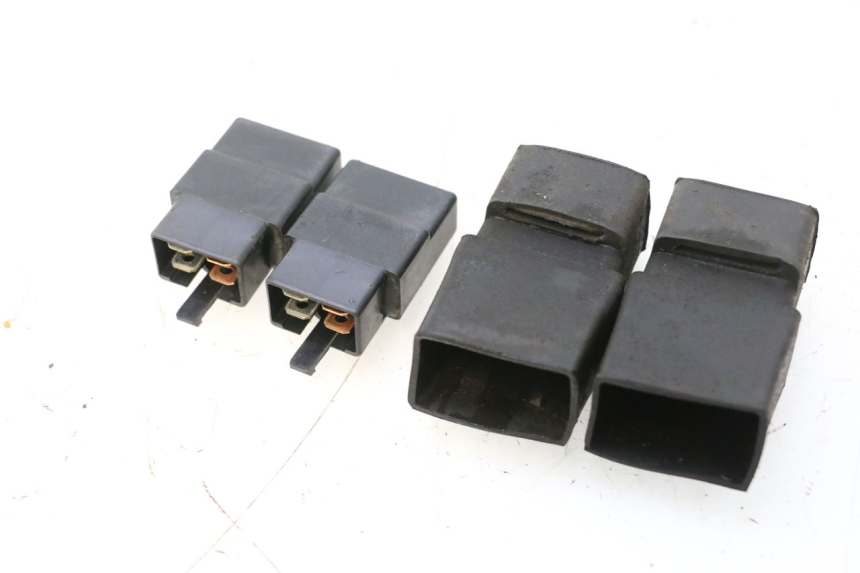 photo de RELAIS ELECTRIQUE HONDA ST PAN EUROPEAN 1100 (1990 - 2002) - Détail de la pièce