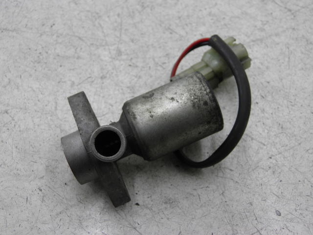 photo de RELAIS ELECTRIQUE SUZUKI BURGMAN EXECUTIVE 650 (2008 - 2010) - Zoom état d’usage