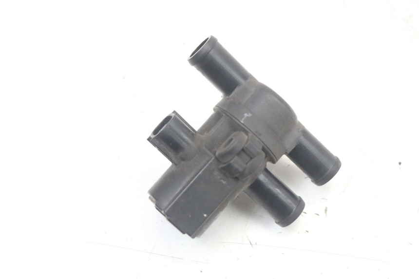 photo de RELAIS ELECTRIQUE SUZUKI GSR 750 (2011 - 2017) - Zoom état d’usage