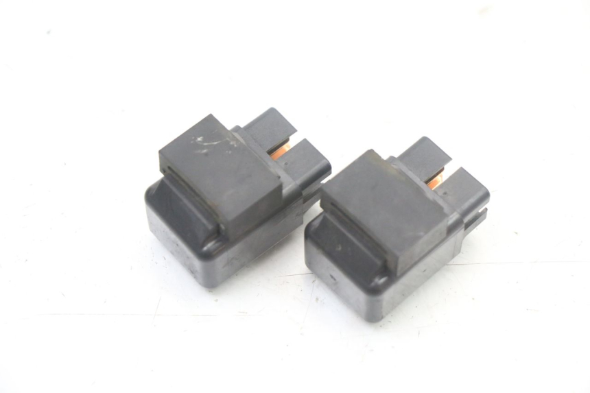 photo de RELAIS ELECTRIQUE SUZUKI GSX F GSXF 650 (2007 - 2015) - Autre angle de vue