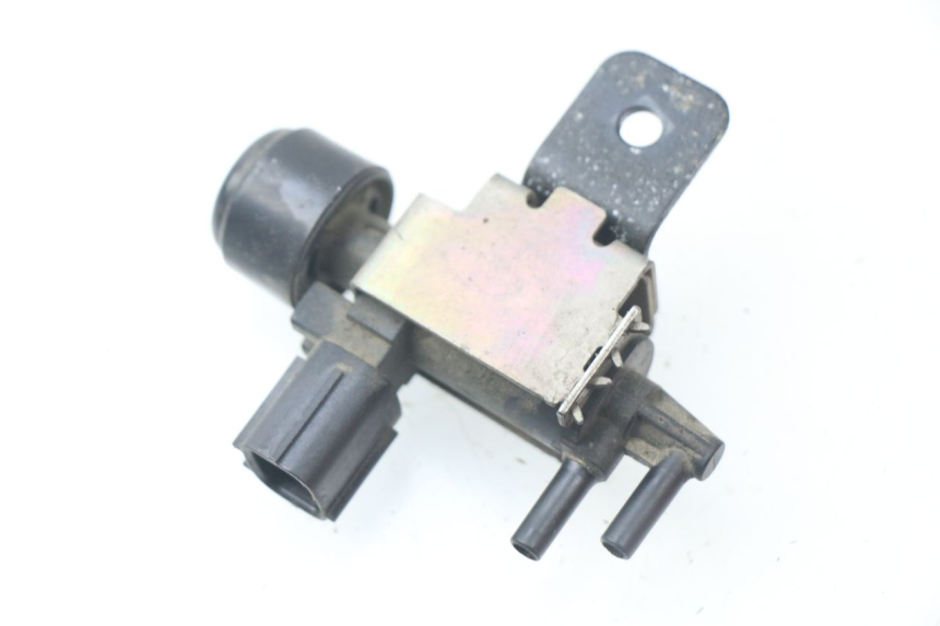 photo de RELAIS ELECTRIQUE YAMAHA TDM ABS 900 (2002 - 2014) - Autre angle de vue