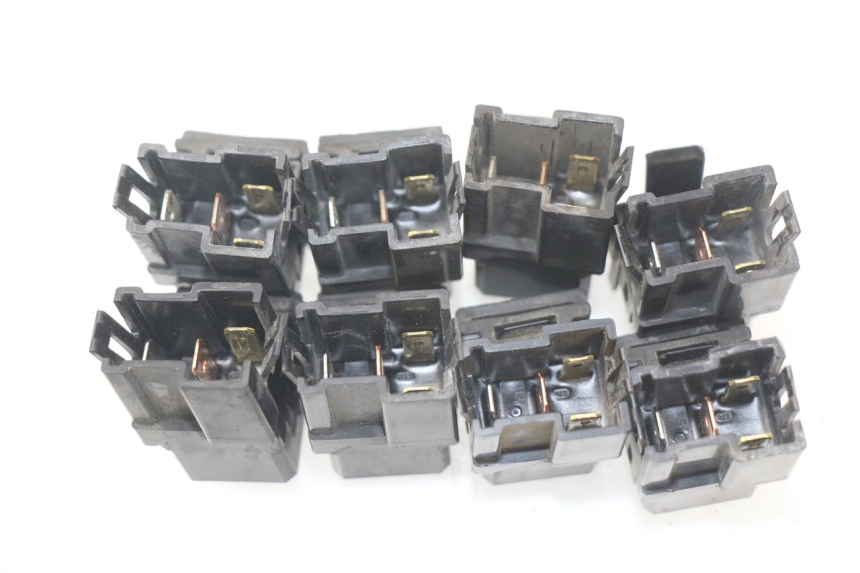 photo de RELAIS ELECTRIQUE YAMAHA TDM ABS 900 (2002 - 2014) - Détail de la pièce