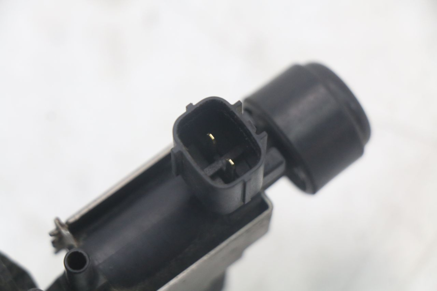 photo de RELAIS ELECTRIQUE YAMAHA TDM ABS 900 (2002 - 2014) - Zoom état d’usage