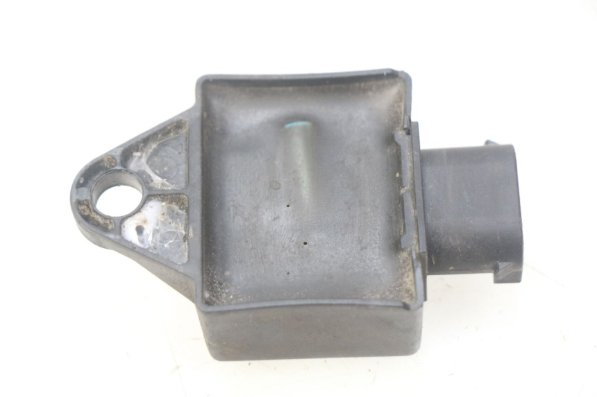 photo de RELAIS ELECTRIQUE PEUGEOT TKR TREKKER FURIOUS 50 (2005 - 2014) - Zoom état d’usage