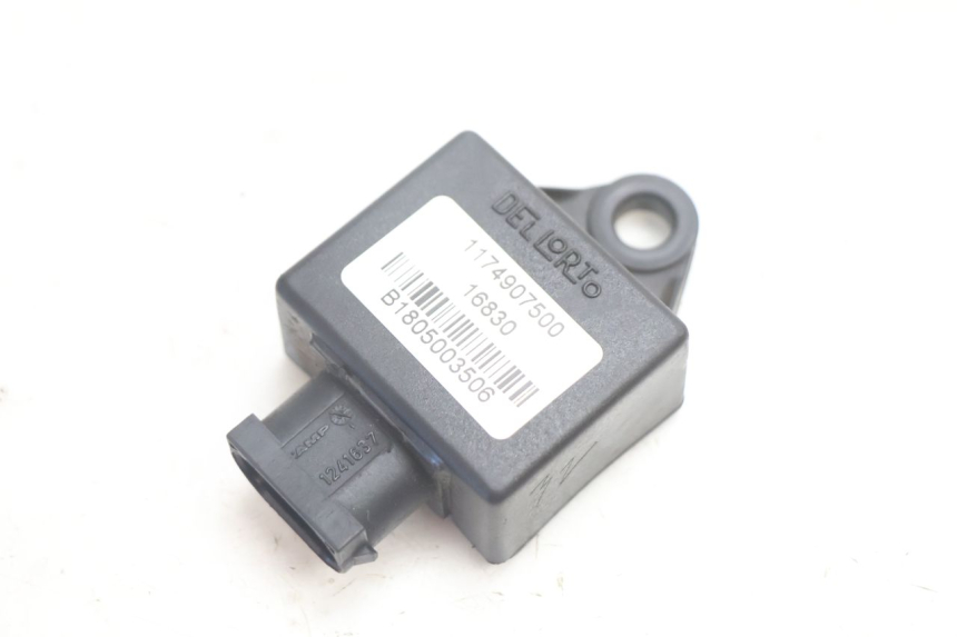 photo de RELAIS ELECTRIQUE PEUGEOT TREKKER TKR 50 (2005 - 2014) - Vue principale