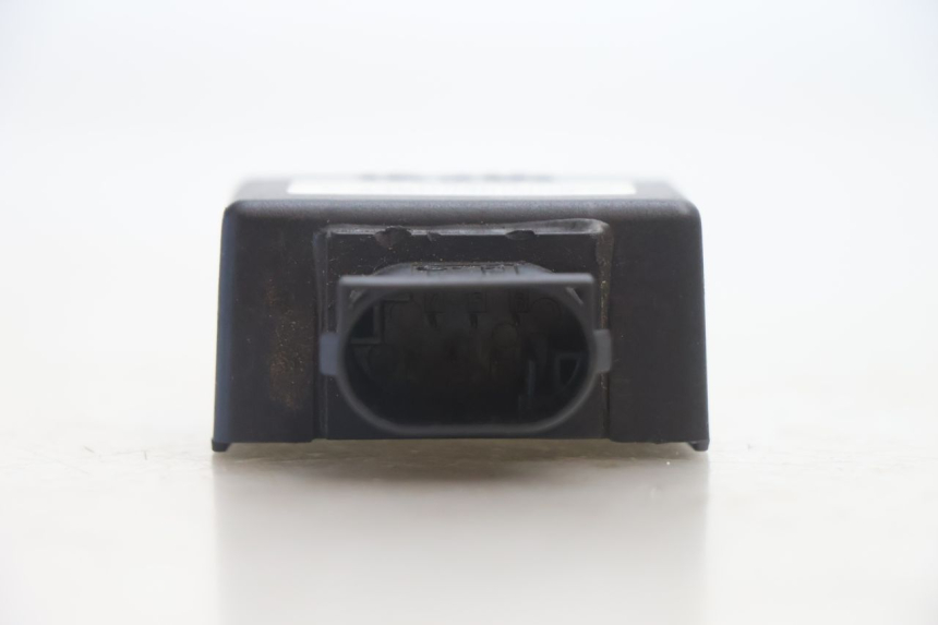 photo de RELAIS ELECTRIQUE PEUGEOT TREKKER TKR 50 (2005 - 2014) - Gros plan technique