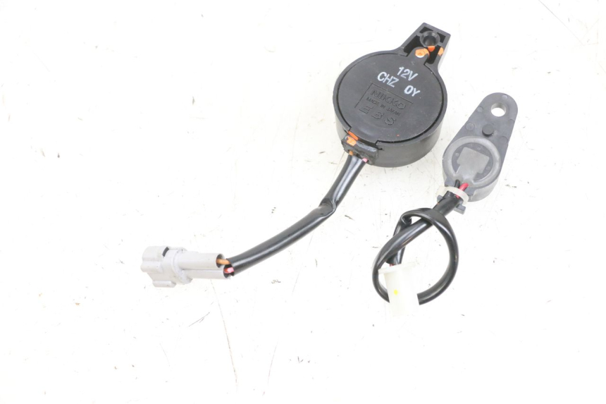 photo de RELAIS ELECTRIQUE YAMAHA TRICITY 300 (2020 - 2024) - Autre angle de vue