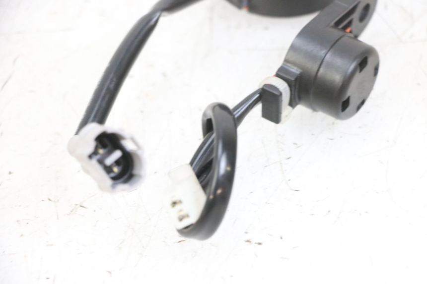 photo de RELAIS ELECTRIQUE YAMAHA TRICITY 300 (2020 - 2024) - Gros plan technique