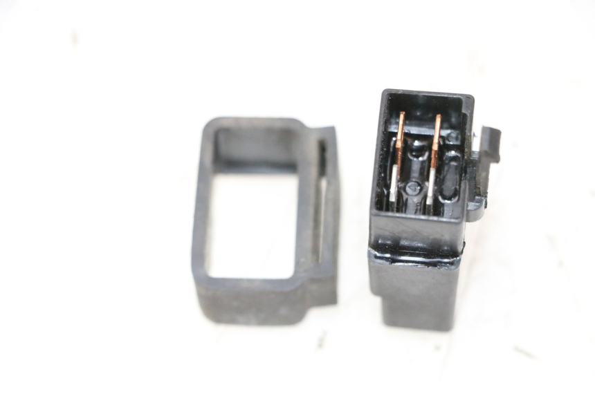 photo de RELAIS ELECTRIQUE PEUGEOT TWEET PRO CARGO 50 (2018 - 2022) - Zoom état d’usage