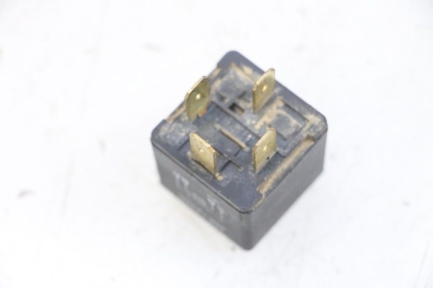 photo de RELAIS ELECTRIQUE YAMAHA TZR 50 (2008 - 2016) - Zoom état d’usage