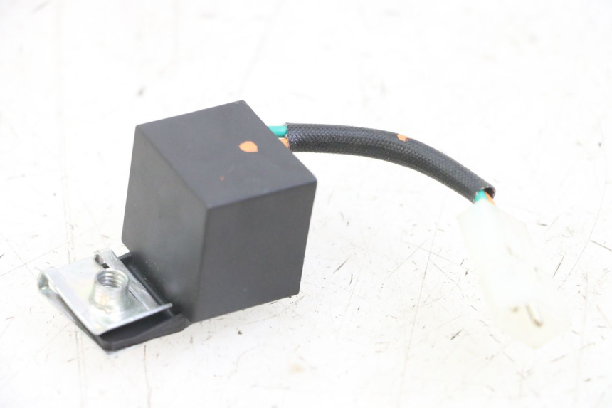 photo de RELAIS ELECTRIQUE VENT DERAPAGE 50 (2018 - 2023) - Autre angle de vue