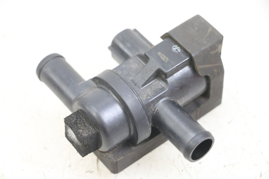 photo de RELAIS ELECTRIQUE KAWASAKI VERSYS ABS 650 (2015 - 2018) - Vue principale