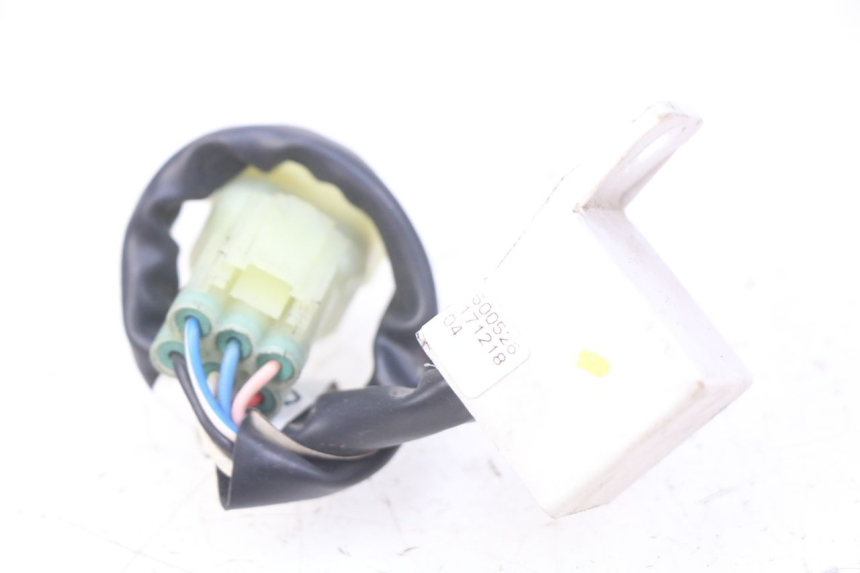 photo de RELAIS ELECTRIQUE PIAGGIO VESPA GTS IGET ABS 125 (2017 - 2023) - Vue principale