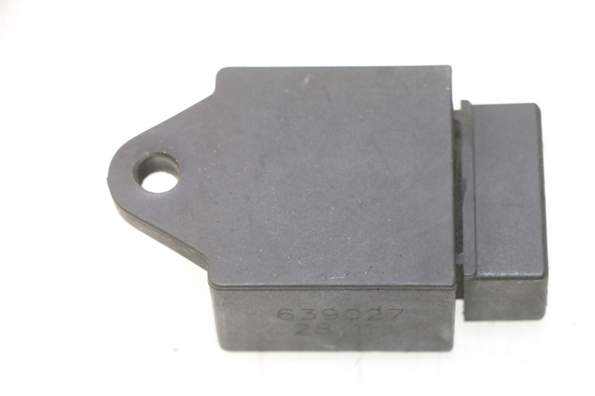 photo de RELAIS ELECTRIQUE PIAGGIO VESPA LX 2T 50 (2005 - 2013) - Zoom état d’usage