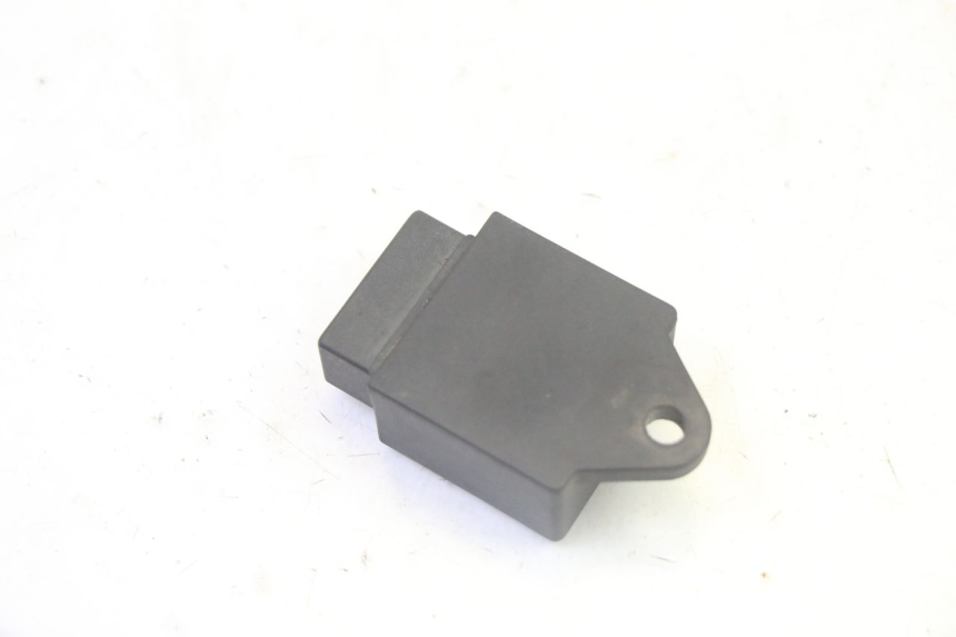 photo de RELAIS ELECTRIQUE PIAGGIO VESPA S 2T 50 (2007 - 2014) - Autre angle de vue