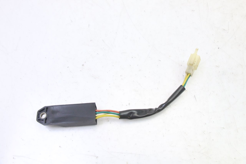 photo de RELAIS ELECTRIQUE PEUGEOT VIVACITY NEW 4T 50 (2008 - 2017) - Autre angle de vue