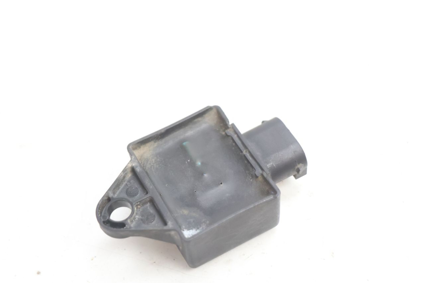 photo de RELAIS ELECTRIQUE PEUGEOT VIVACITY 50 (2004 - 2009) - Gros plan technique