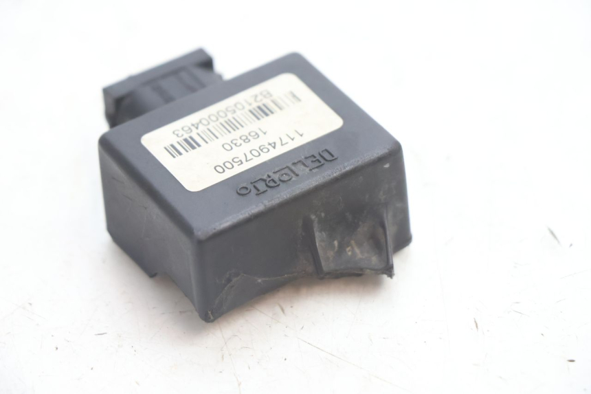 photo de RELAIS ELECTRIQUE PEUGEOT VIVACITY 50 (2004 - 2009) - Autre angle de vue