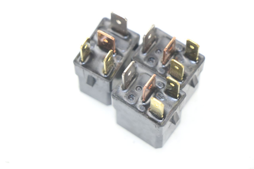 photo de RELAIS ELECTRIQUE YAMAHA XMAX X-MAX ABS 125 (2014 - 2016) - Détail de la pièce