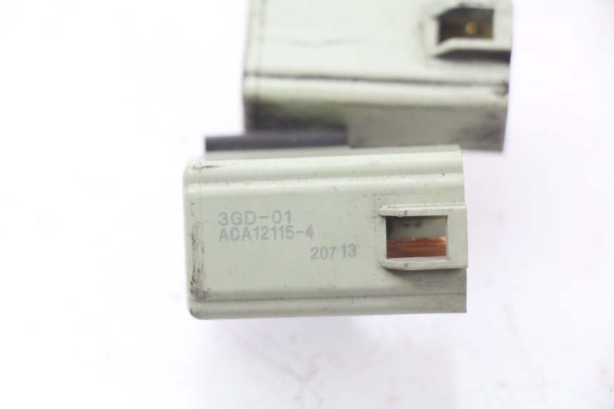 photo de RELAIS ELECTRIQUE YAMAHA X-MAX XMAX 125 (2010 - 2013) - Autre angle de vue