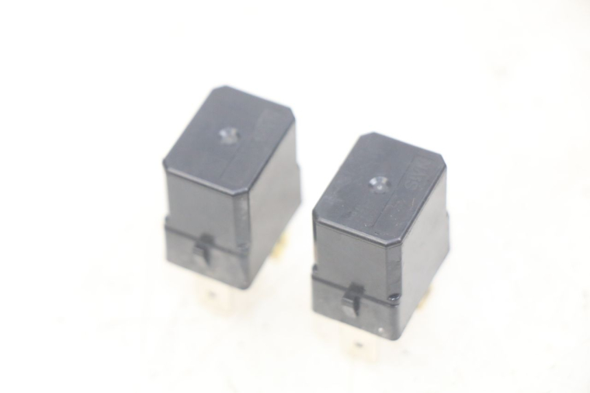 photo de RELAIS ELECTRIQUE YAMAHA X-MAX XMAX 125 (2010 - 2013) - Détail de la pièce