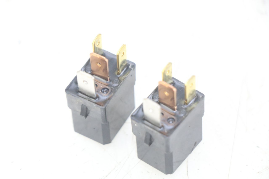 photo de RELAIS ELECTRIQUE YAMAHA X-MAX XMAX 125 (2010 - 2013) - Zoom état d’usage