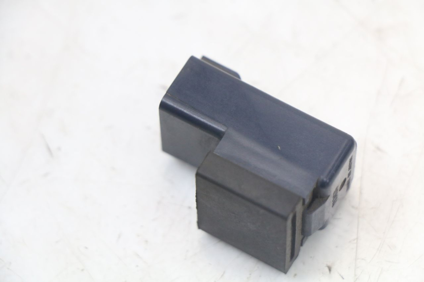 photo de RELAIS ELECTRIQUE YAMAHA X-MAX XMAX 250 (2006 - 2009) - Autre angle de vue