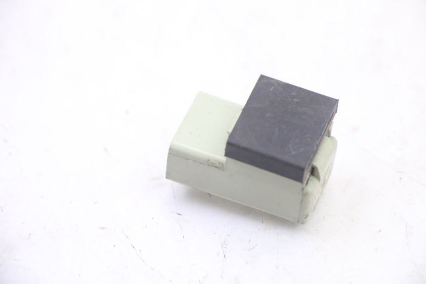 photo de RELAIS ELECTRIQUE YAMAHA X-MAX XMAX 125 (2010 - 2013) - Autre angle de vue