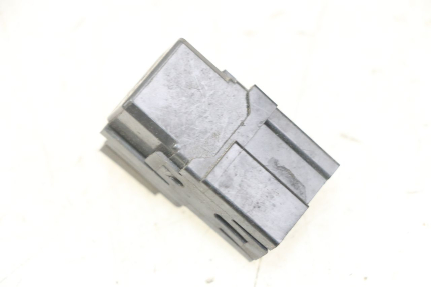 photo de RELAIS ELECTRIQUE YAMAHA X-MAX XMAX 125 (2010 - 2013) - Vue principale