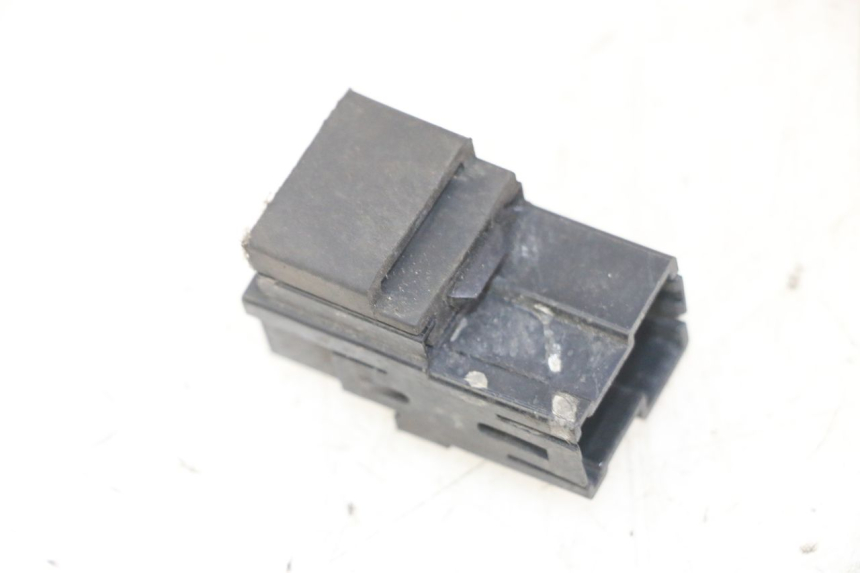 photo de RELAIS ELECTRIQUE YAMAHA X-MAX XMAX 125 (2010 - 2013) - Zoom état d’usage