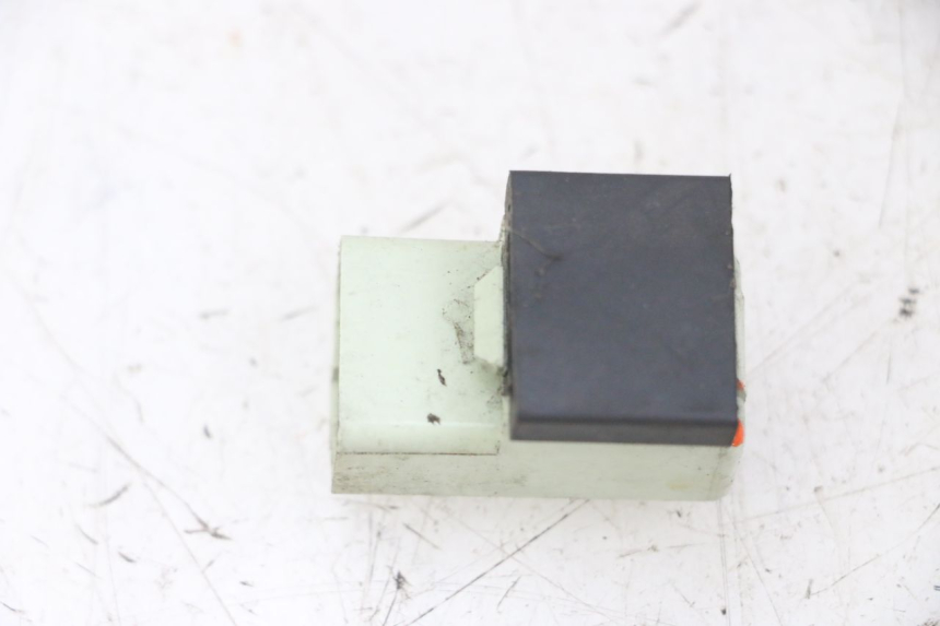 photo de RELAIS ELECTRIQUE YAMAHA X-MAX XMAX 125 (2010 - 2013) - Zoom état d’usage