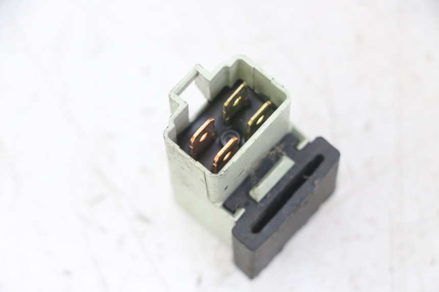 photo de RELAIS ELECTRIQUE YAMAHA X-MAX XMAX 125 (2010 - 2013) - Autre angle de vue