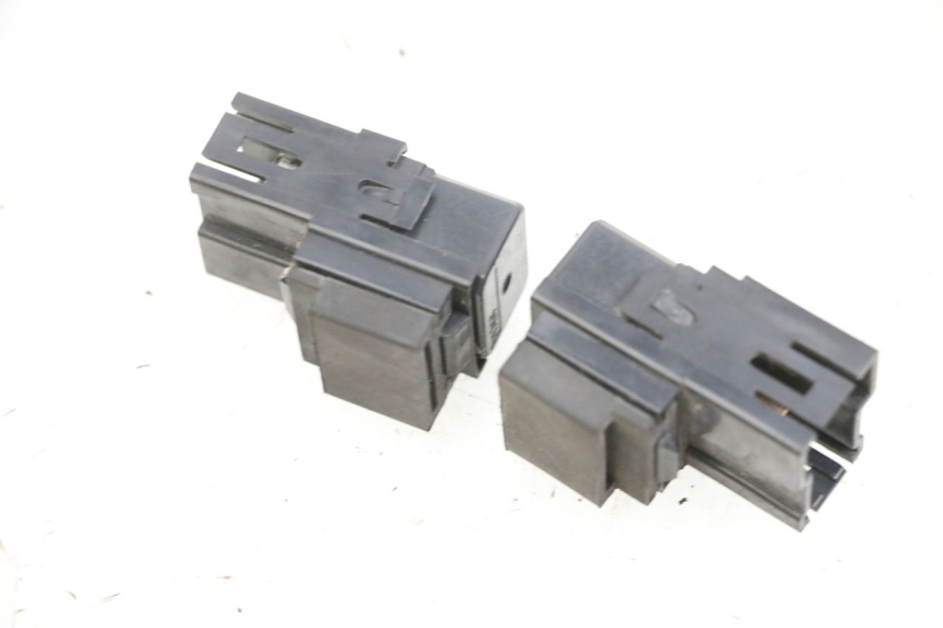 photo de RELAIS ELECTRIQUE YAMAHA X-MAX XMAX 125 (2010 - 2013) - Zoom état d’usage