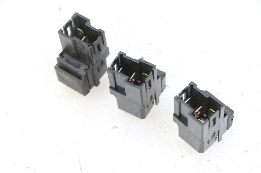 photo de RELAIS ELECTRIQUE YAMAHA XMAX X-MAX 125 (2006 - 2009) - Détail de la pièce