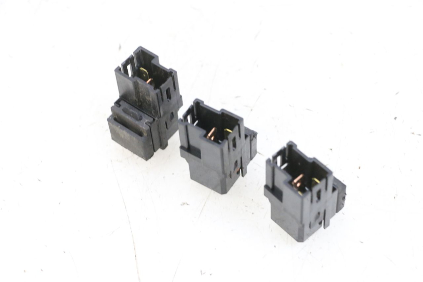 photo de RELAIS ELECTRIQUE YAMAHA XMAX X-MAX 125 (2006 - 2009) - Zoom état d’usage