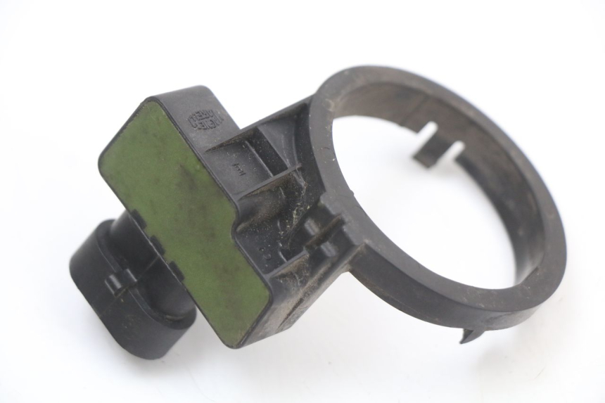 photo de RELAIS ELECTRIQUE PIAGGIO X10 125 (2012 - 2017) - Zoom état d’usage