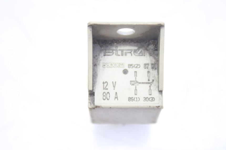 photo de RELAIS ELECTRIQUE PIAGGIO X9 EVOLUTION 500 (2003 - 2005) - Détail de la pièce